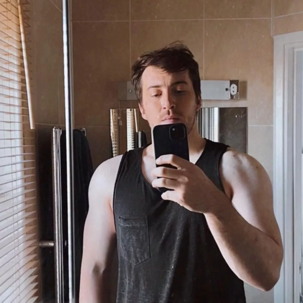 Never really been a vest guy… what do you think? 🤔