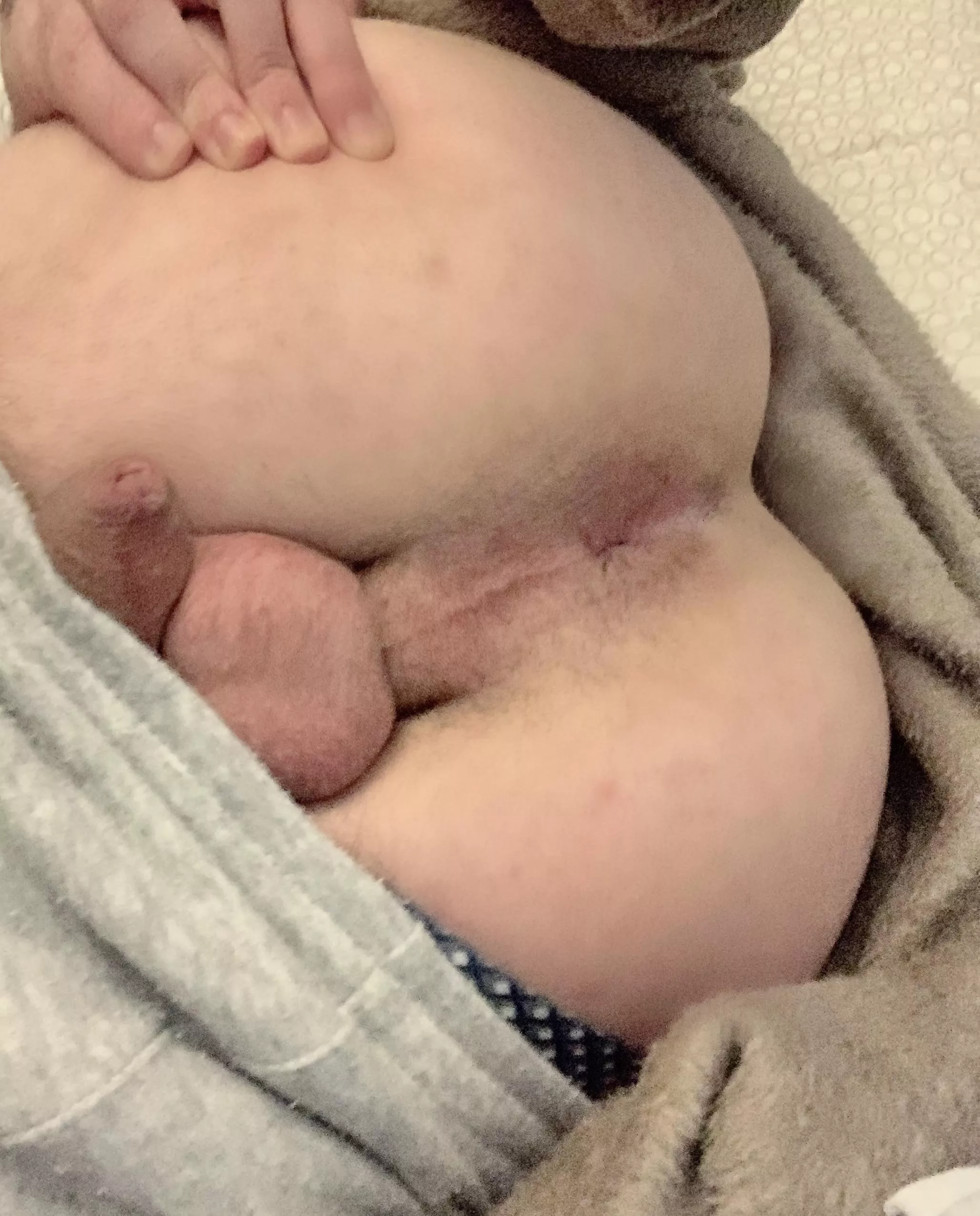 Never tried dudes how’s my asshole