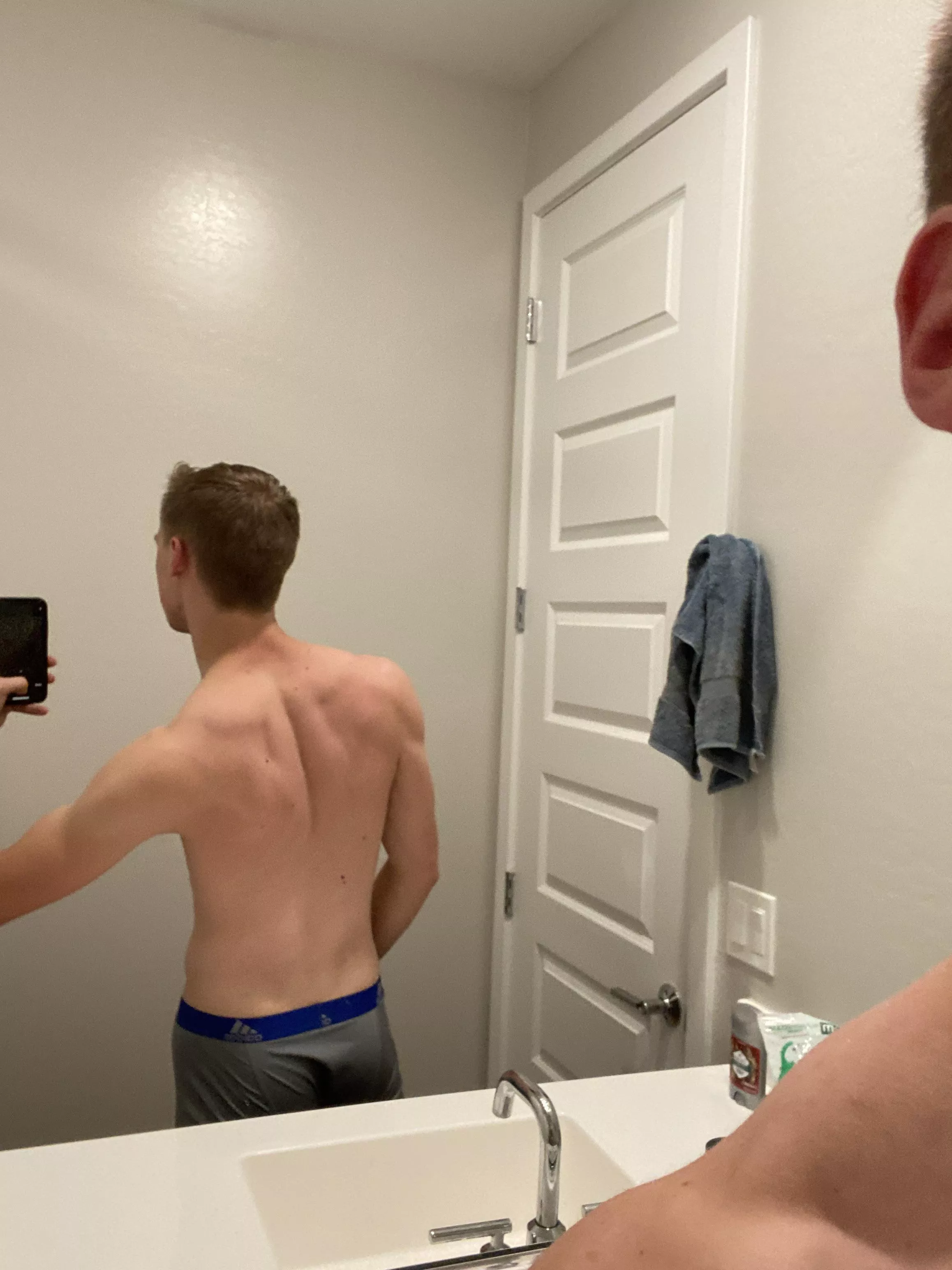 New angle love how my back looks. (m) New angle love how my back looks. (m)
