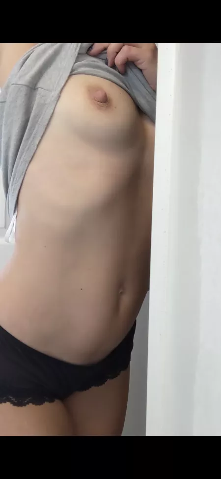 New but eager to please, come see what I have to offer. Just a slutty horny married mom that loves to show off and get you off ๐ send me your requests! Link in comments