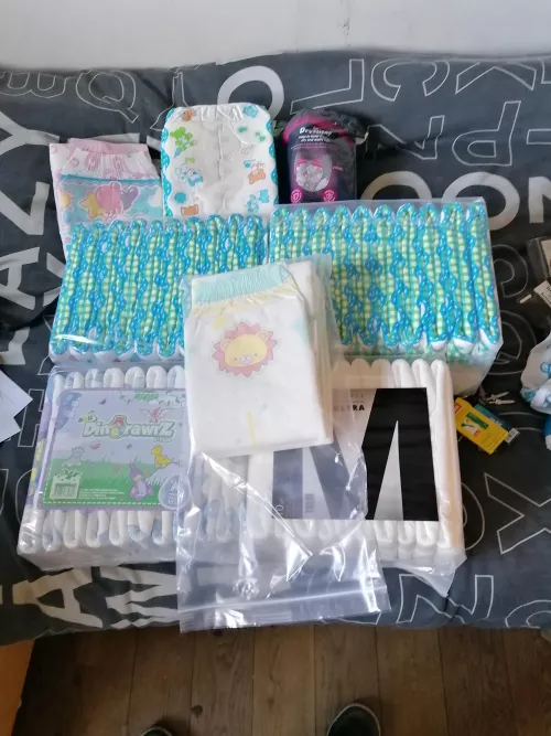New diapees 😍😍 what's your fav diaper?