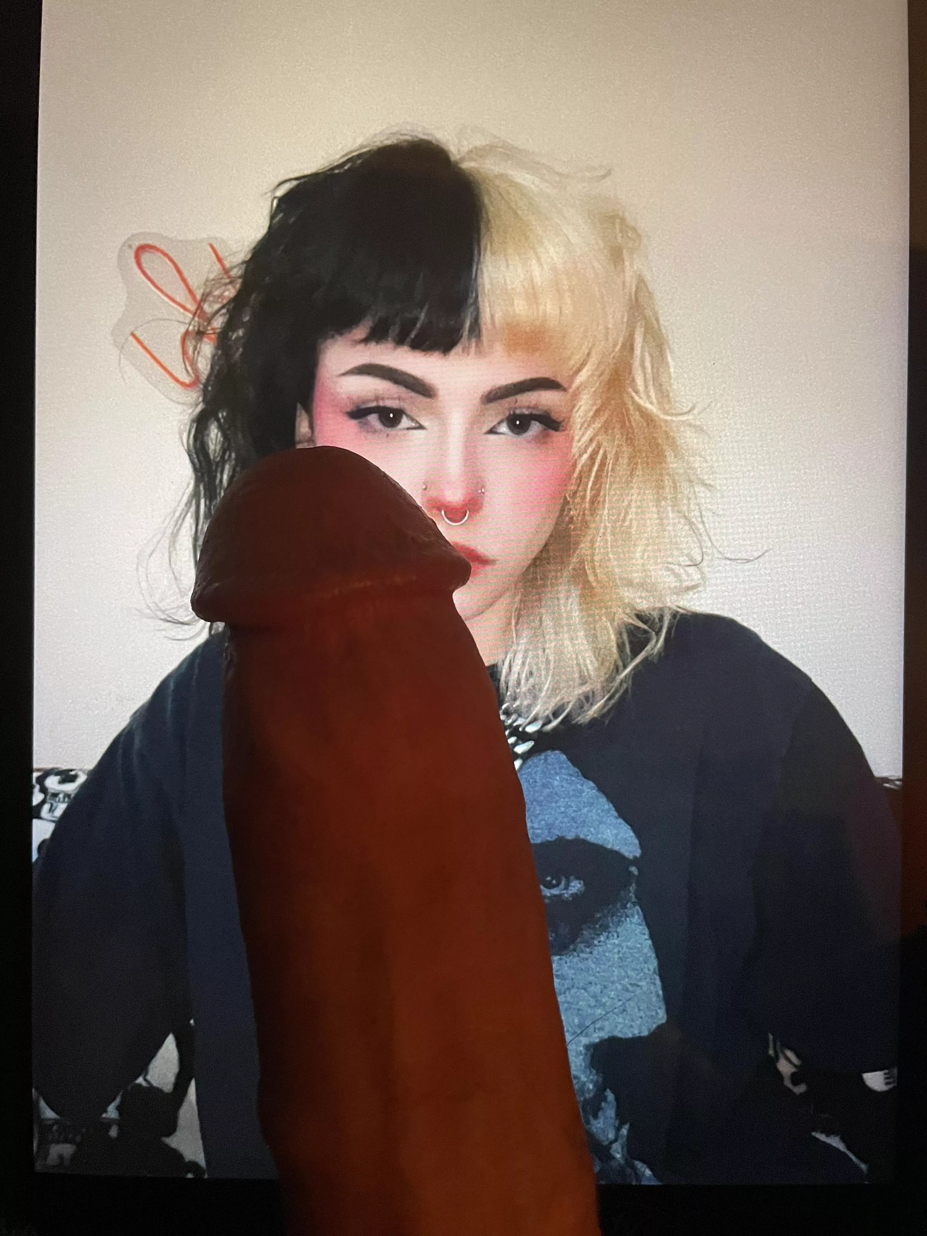 New Emma Langevin post, New Cocktribute from me 🥰