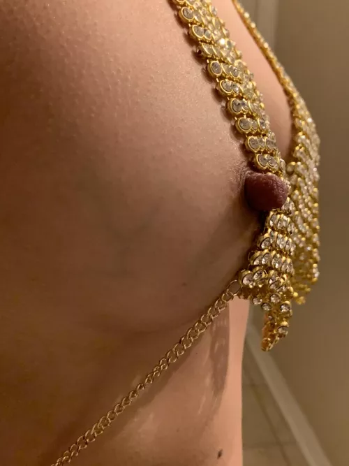 New here. Does this qualify as an eraser nipple? [f]