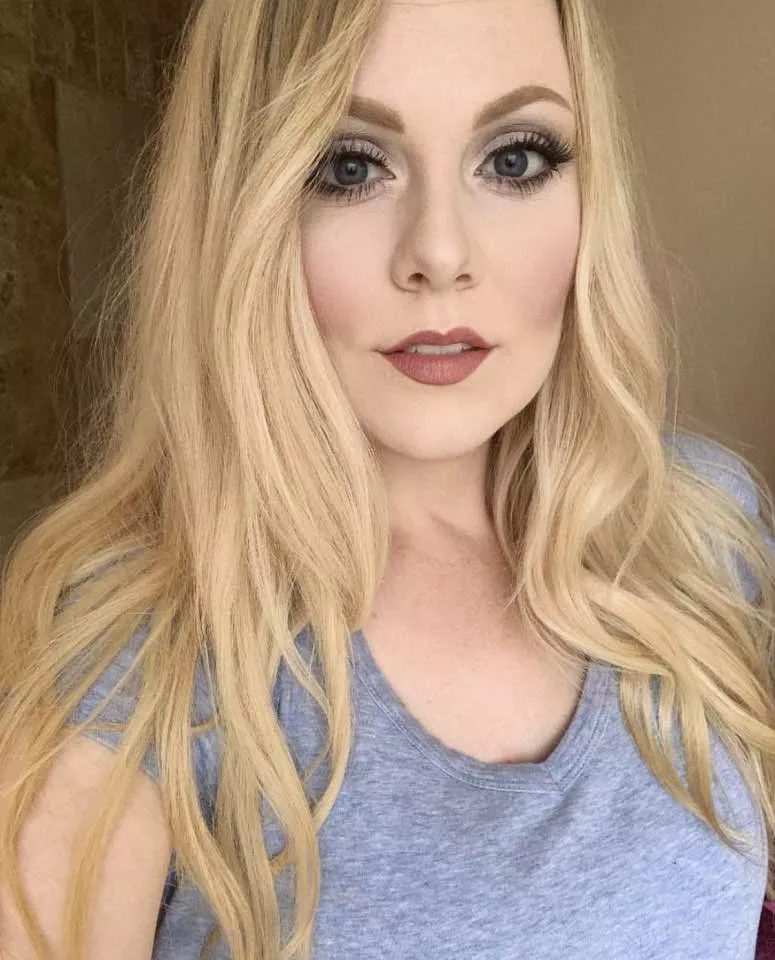 New here. Figured I would start by showing off my 26 year old wife and mom of 2. Love hearing what other men think of her and want to do to her. Donβt worry I donβt get offended. New here. Figured I would start by showing off my 26 year old wife and mom of 2. Love hearing what other men think of her and want to do to her. Donβt worry I donβt get offended.