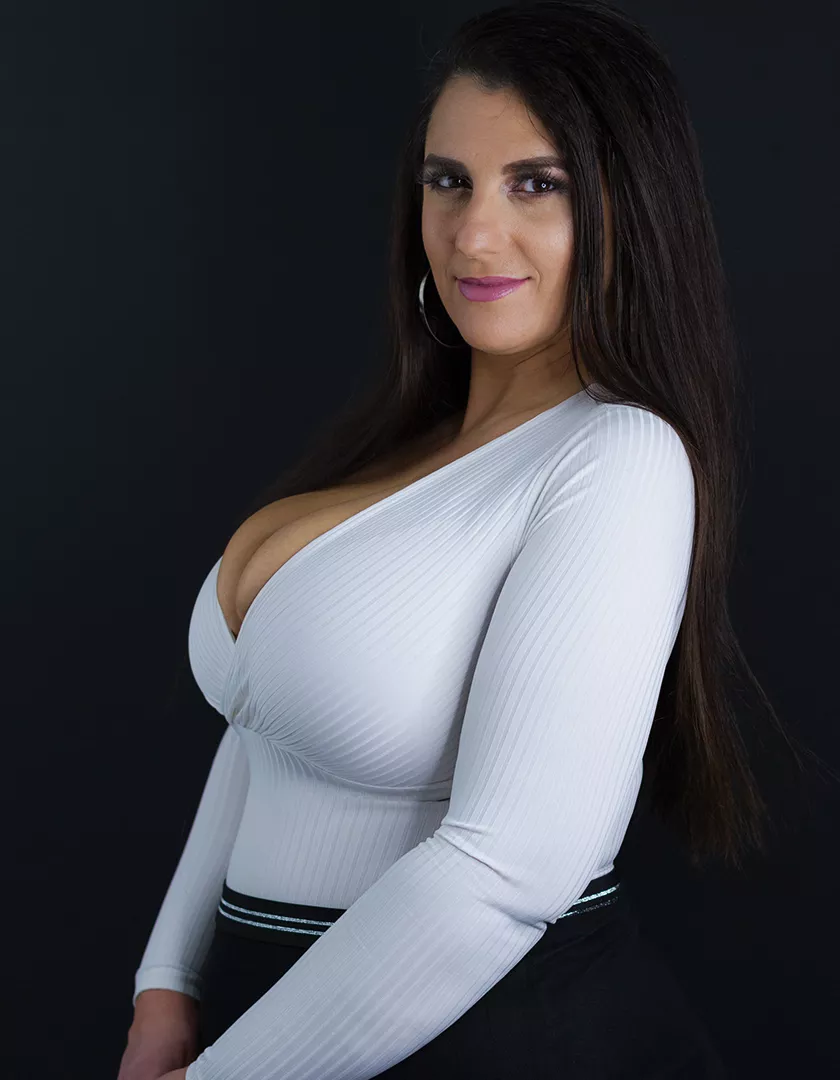 New Instagram Model New Instagram Model