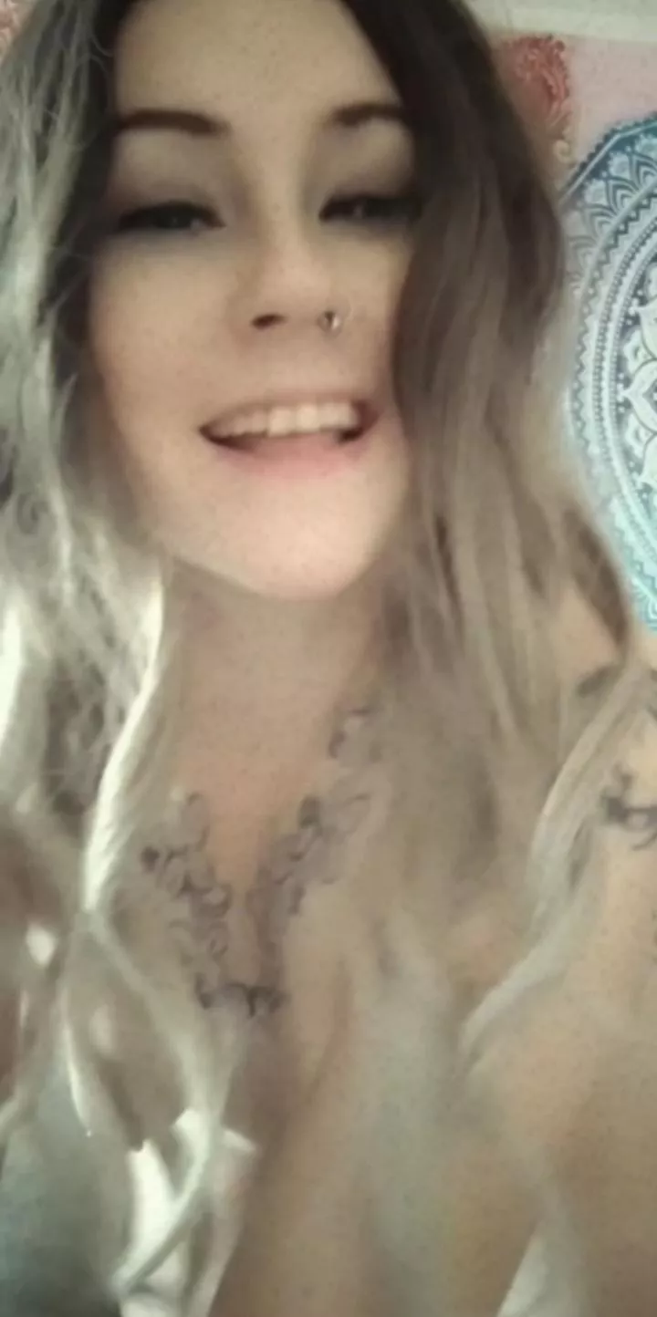 New JOI vid up, go take a peek, my page is only $6 right now and there's over 400 other vids to watch too 😈 New JOI vid up, go take a peek, my page is only $6 right now and there's over 400 other vids to watch too 😈