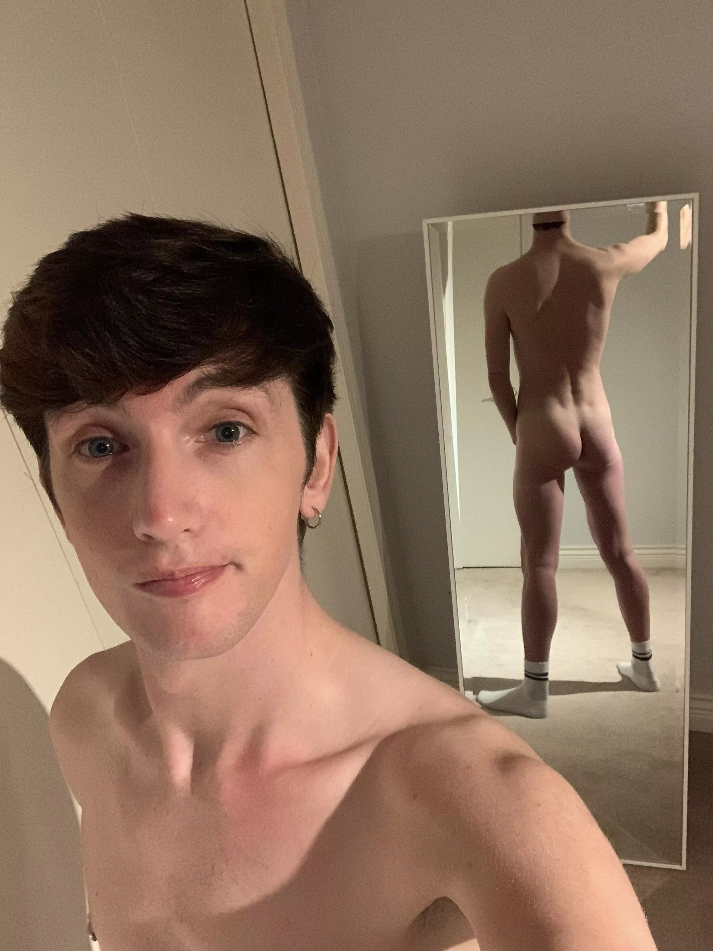 New mirror, gonna use it a lot New mirror, gonna use it a lot