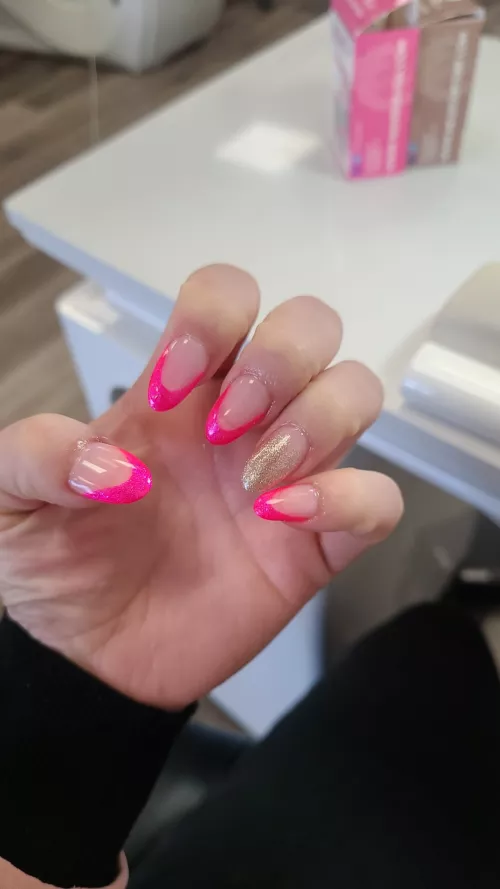 New nails!!!! Will look hot grabbing it. New nails!!!! Will look hot grabbing it.