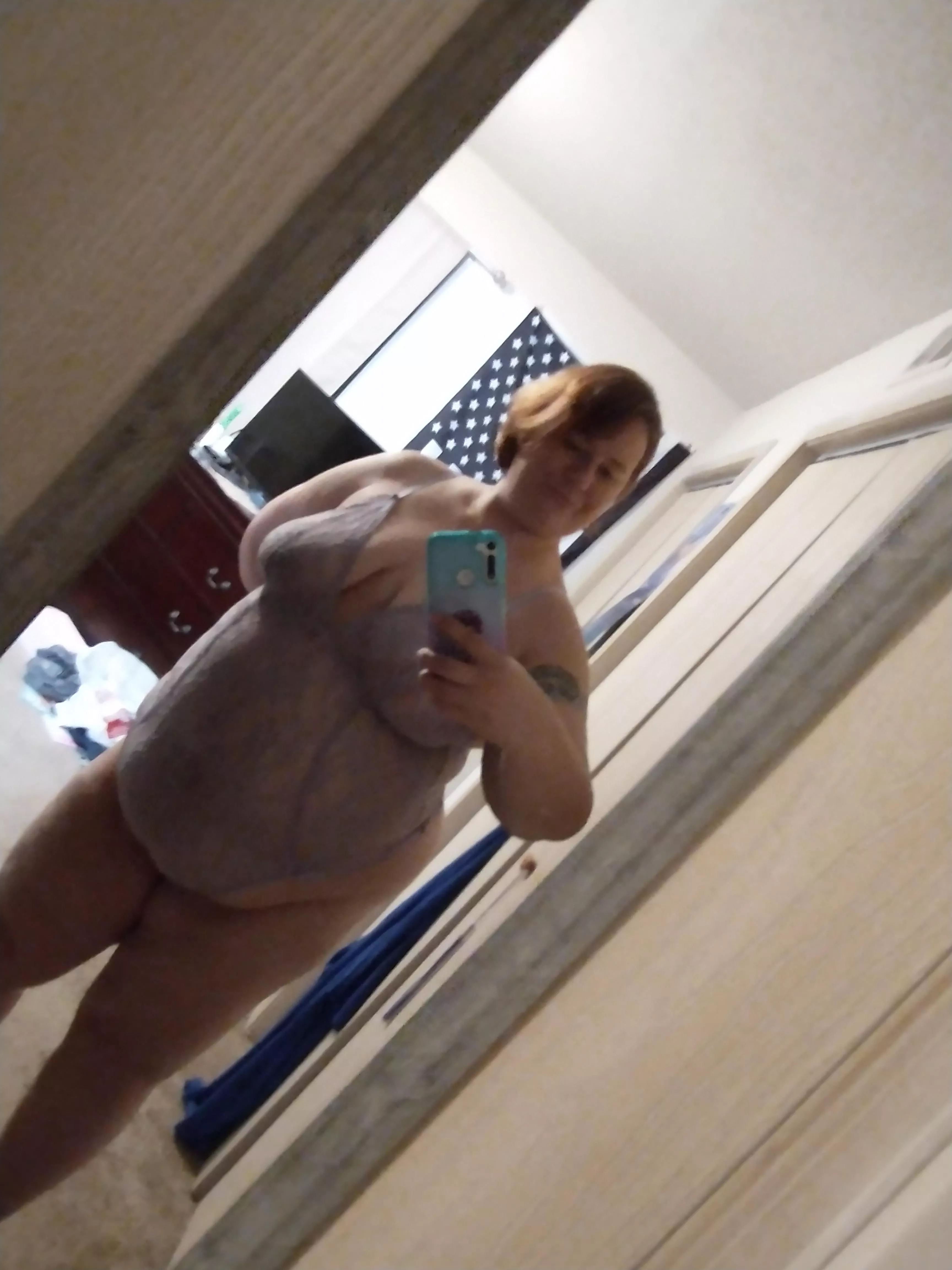 New outfit from a fellow Reddit follower ....love how it looks 🥰🥰