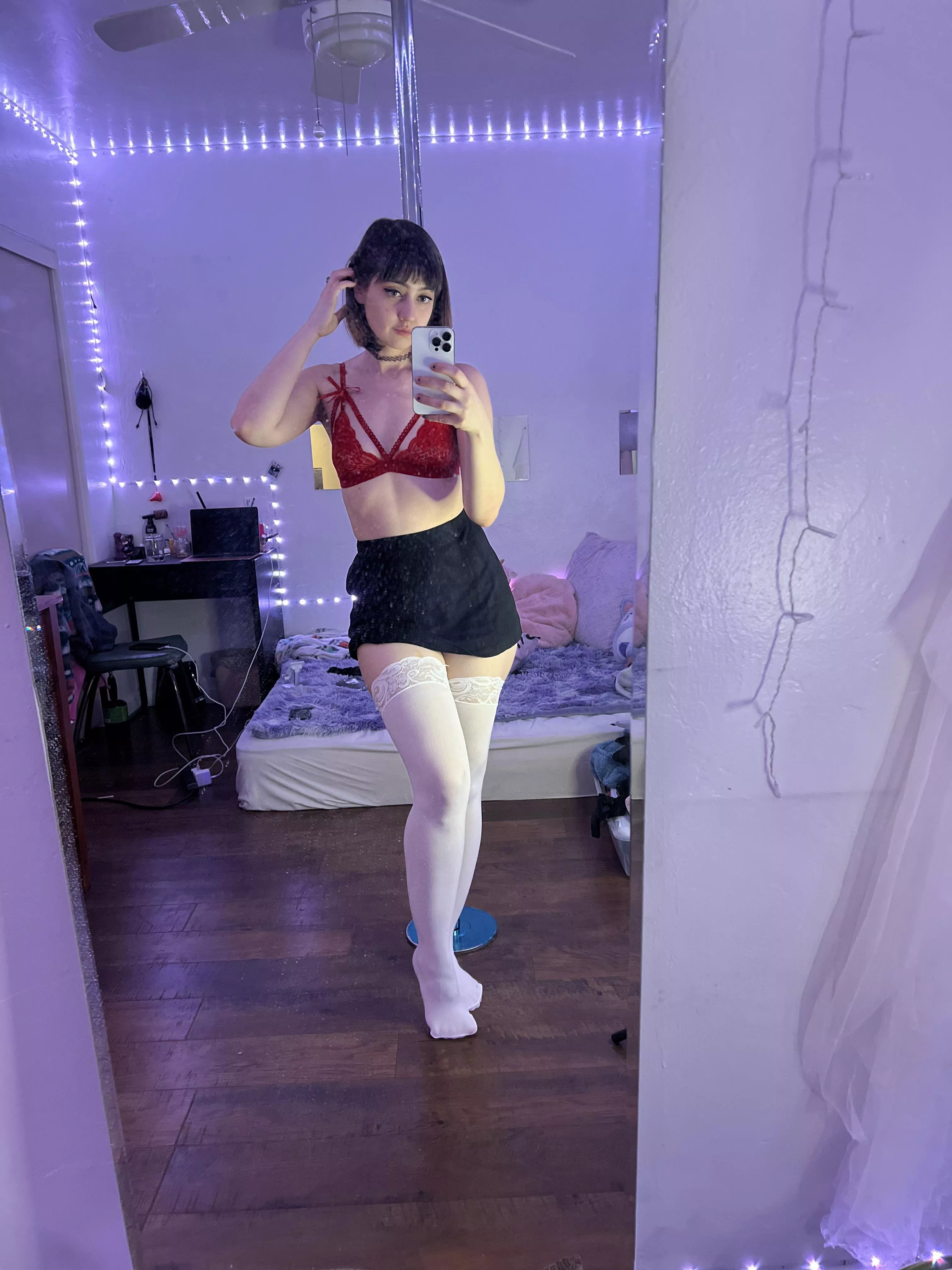 New stockings [F]