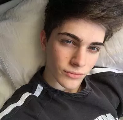 New to here as well as to California, anybody else looking for a gaymer pal? 🥺