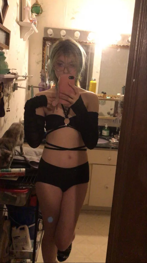 new top ft. my cat