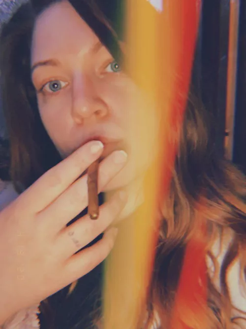 New Yankee in TN and I need a 🔌 will compensate generously for the connect 😜 East Tennessee (near Knoxville)