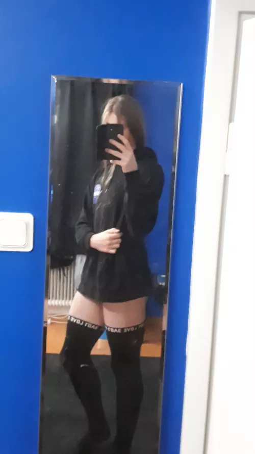 ngl i look kinda thicc in this one ngl i look kinda thicc in this one