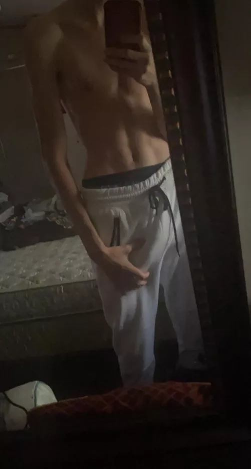 Nice twink body 😜