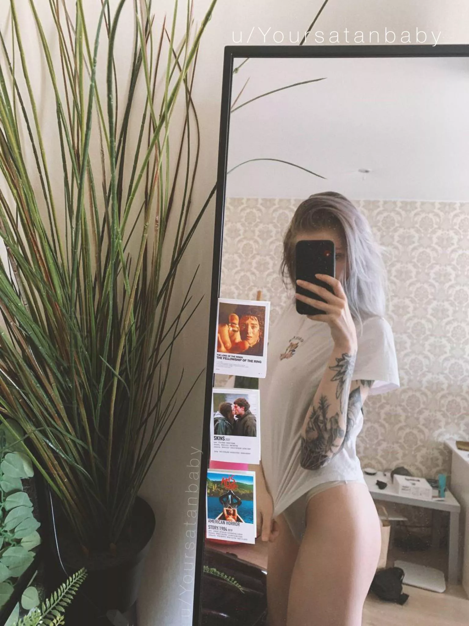 Nipples wants to be free 😂 will you help? 🥰😈💜