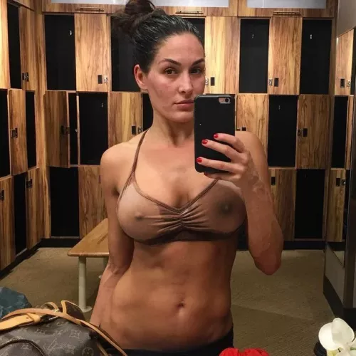 Nippy Bella