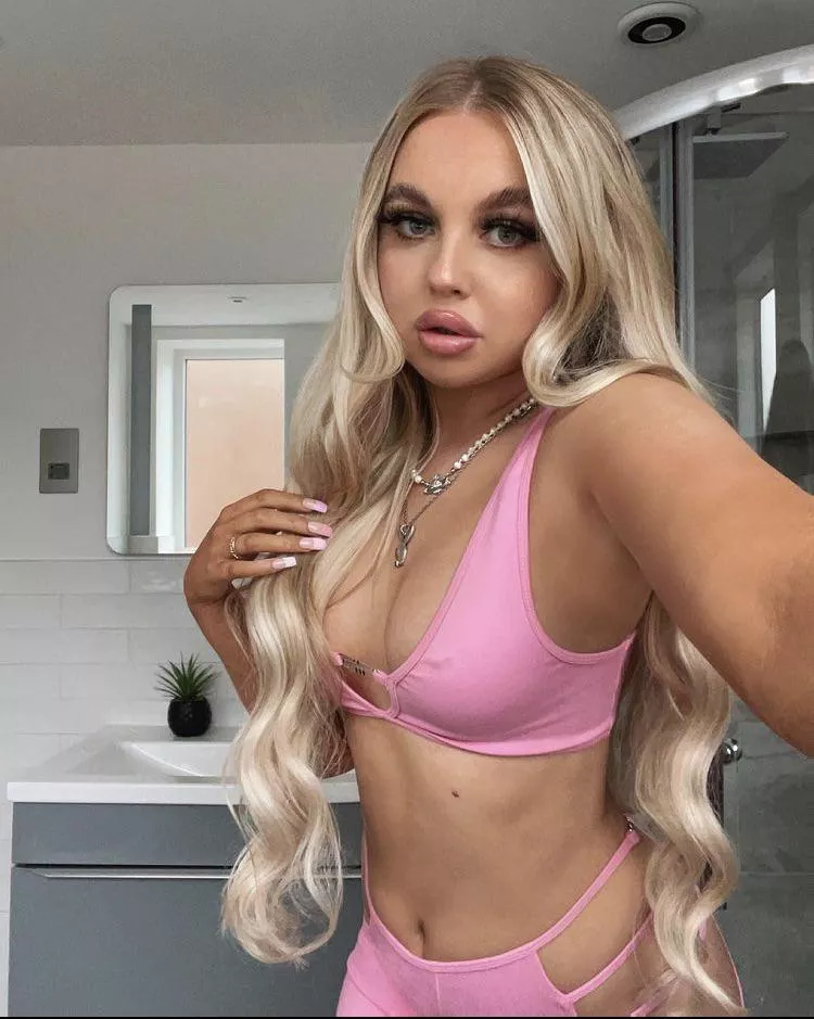 NNN Day 8: Bratz doll chavmeat💦