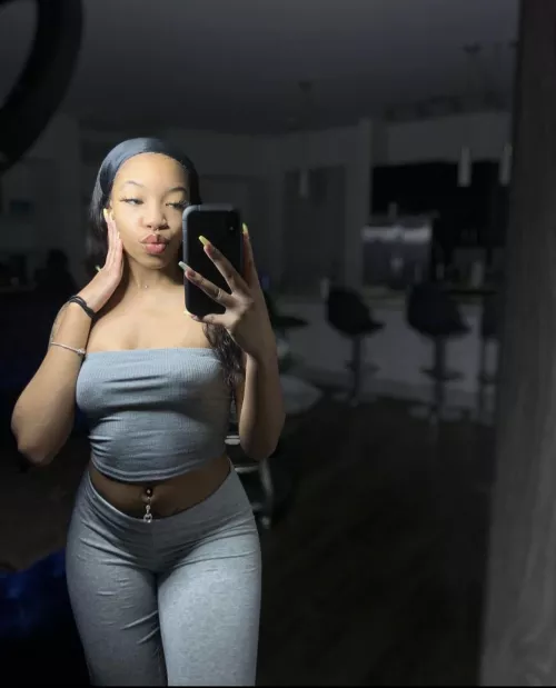 No bra