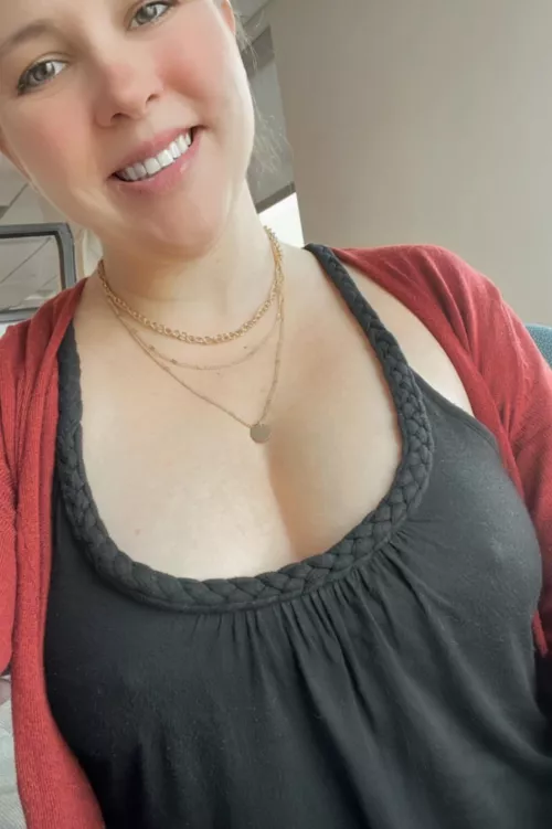 No bra at work today! Think anyone will notice? π€«