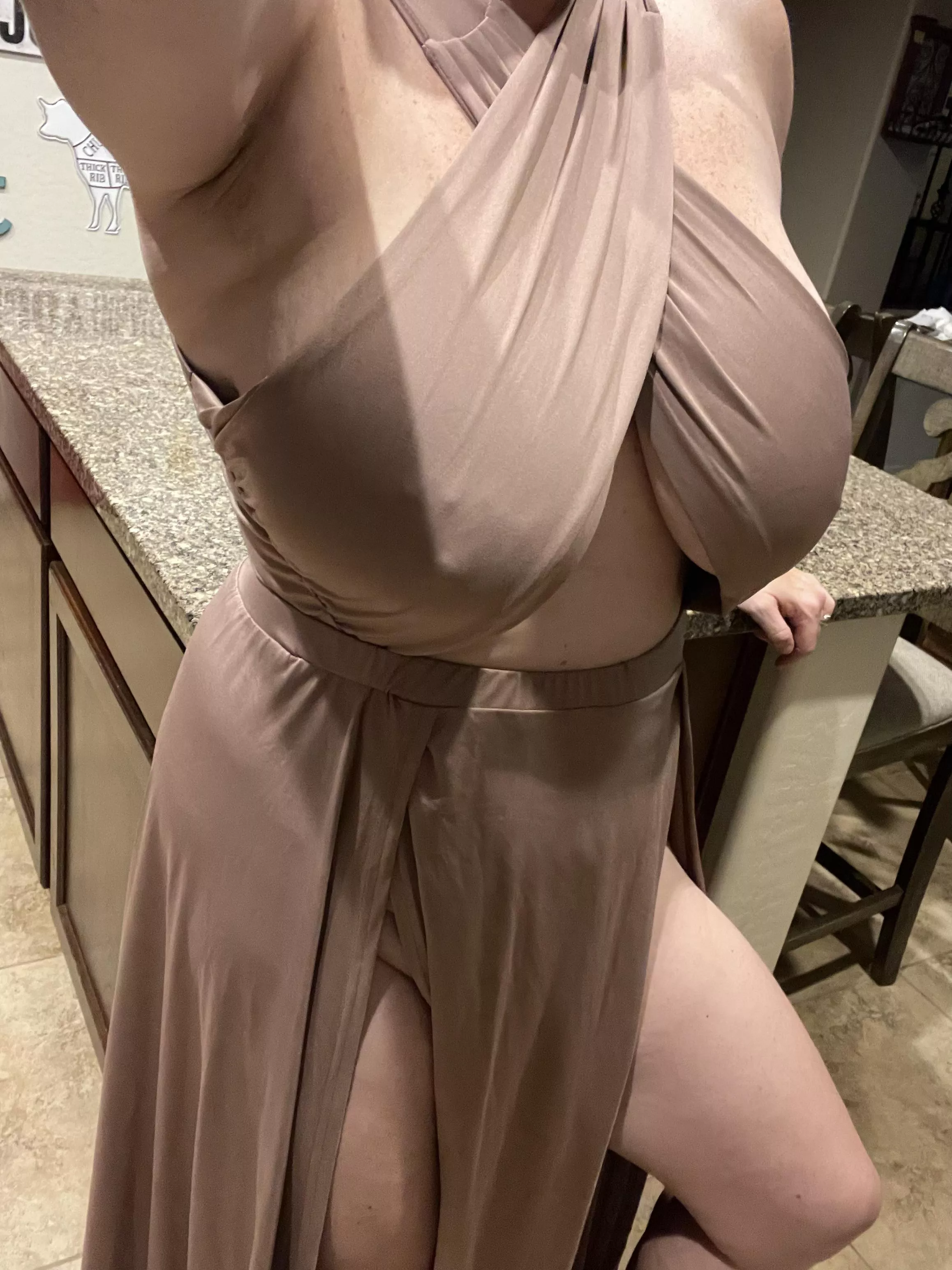 2316px x 3088px - No bra can be worn with this dress nudes : braless | NUDE-PICS.ORG