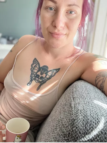 No bra neededπ€