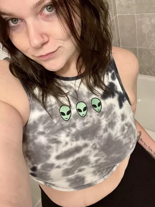 No make up this morning.. is that ok? 🥺