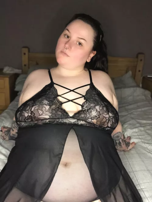 No makeup but still cute right?