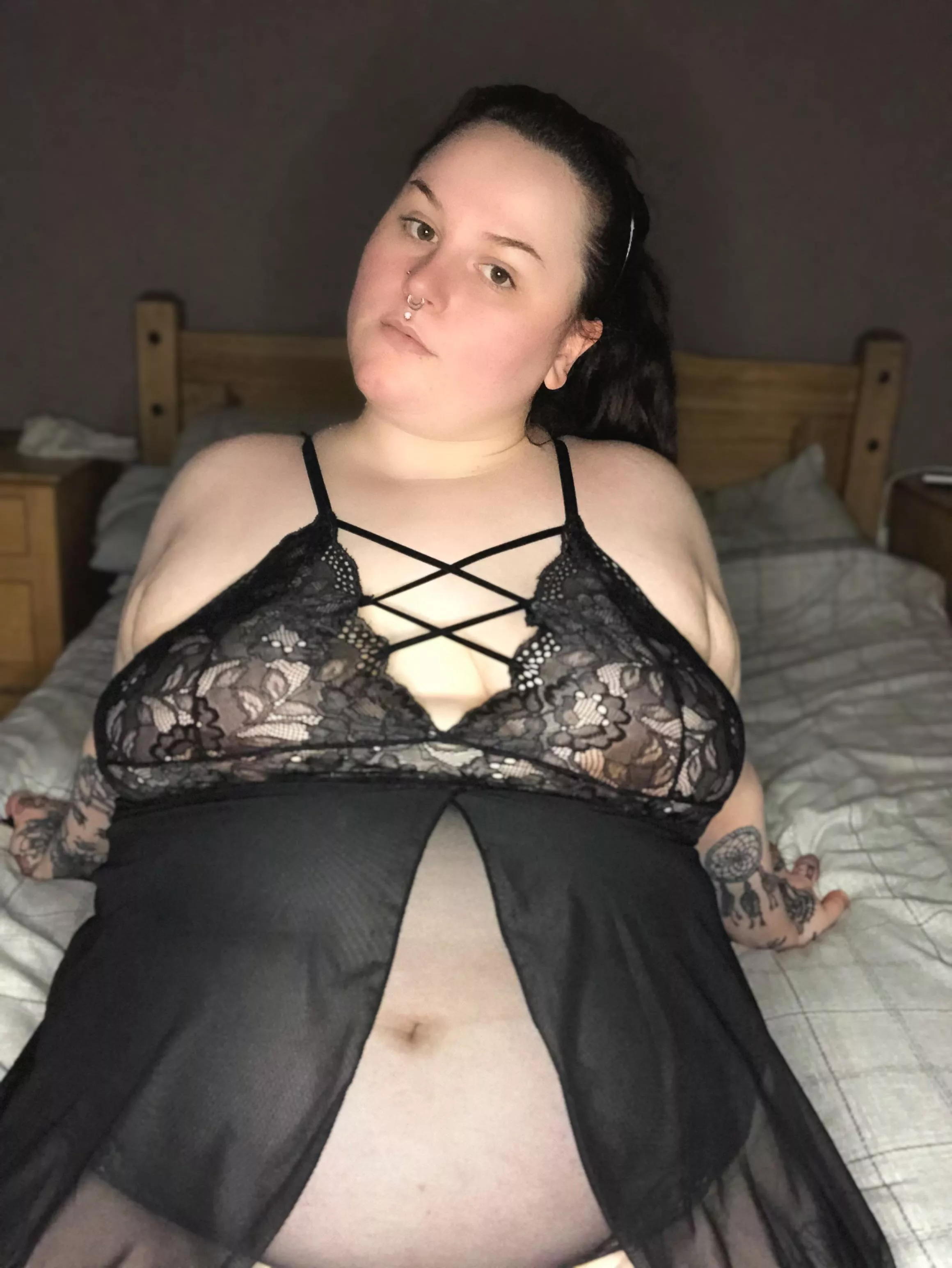 No makeup but still cute right?