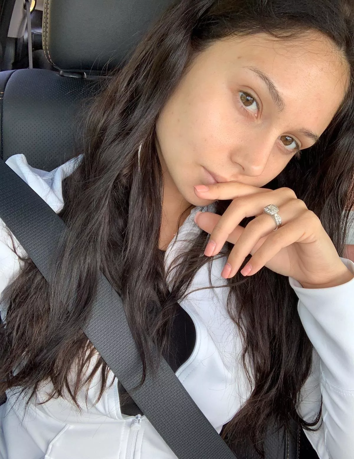 No makeup - still gorgeous