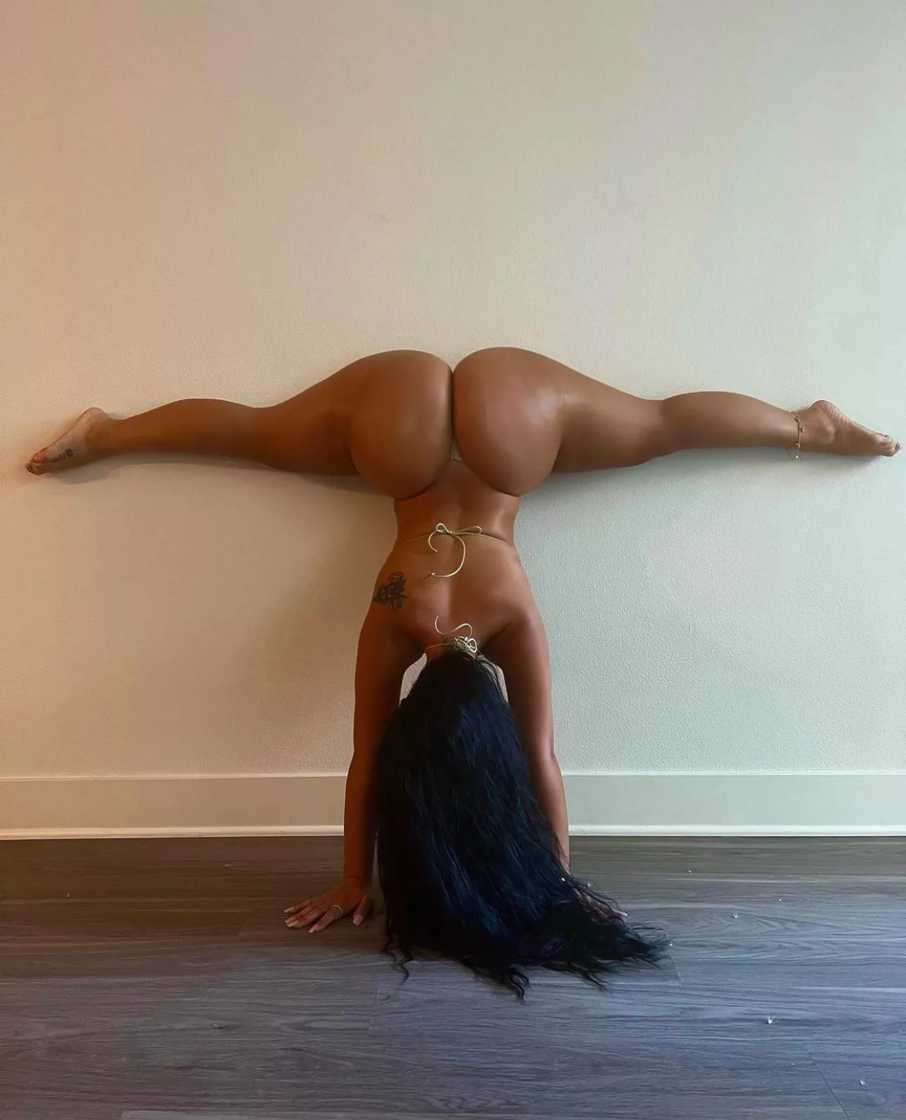 No Nut November out the window with this one 🔥