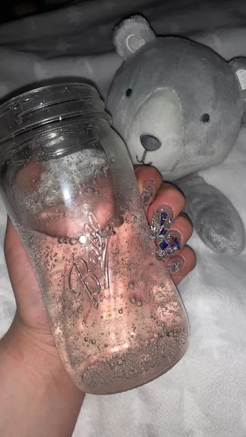 no sippy cap since it doesn't seem to play well with fizzies 😇