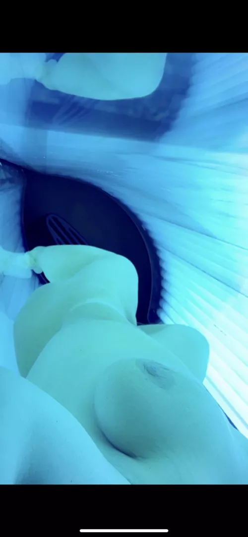 No tan lines here! 41f posting, (couple)