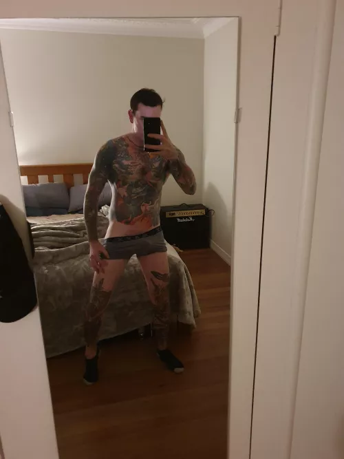 No Valentine's this year but who's up for chats?