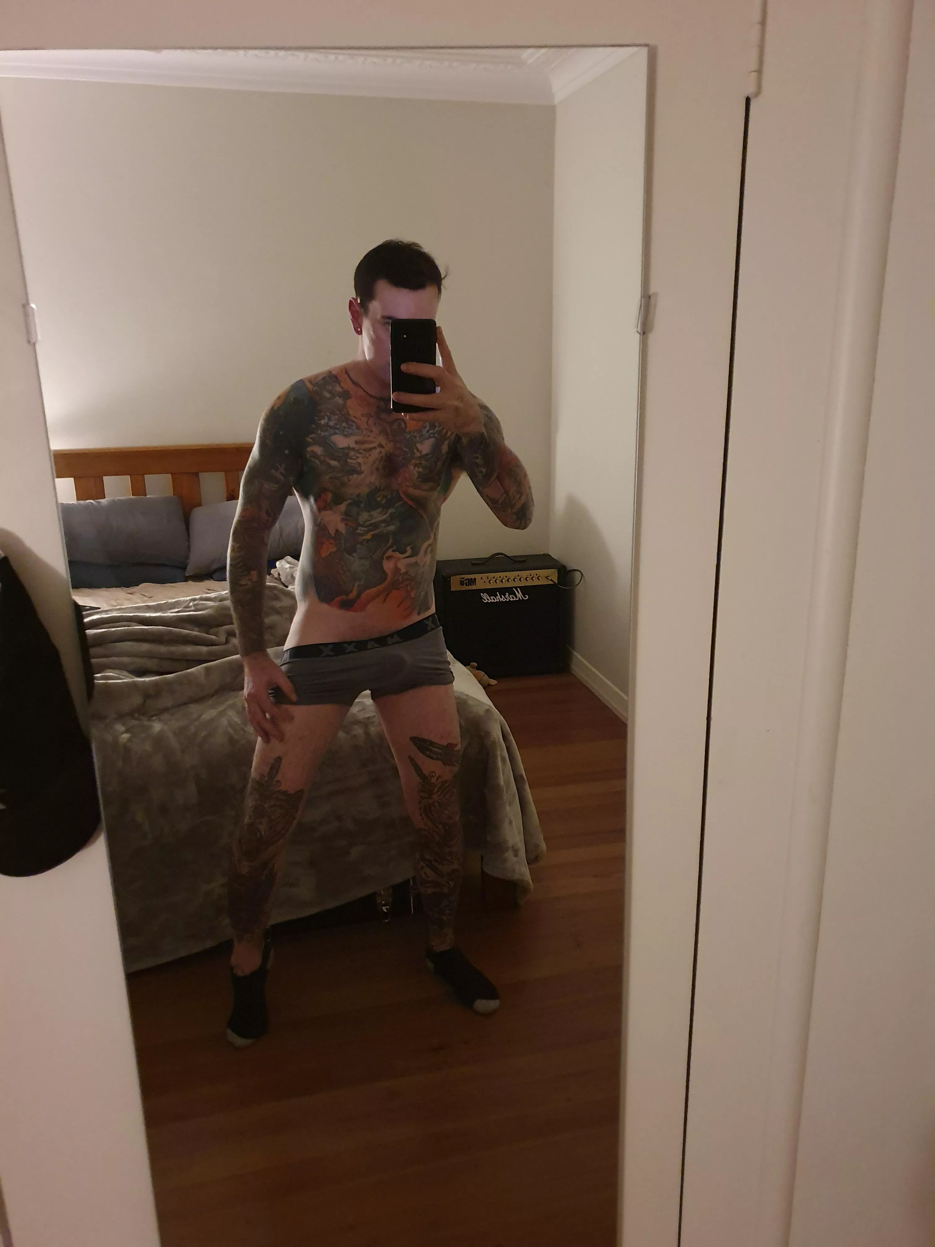 No Valentine's this year but who's up for chats?