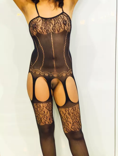 Nobody would even think I had this under my cloths 😉 [f]