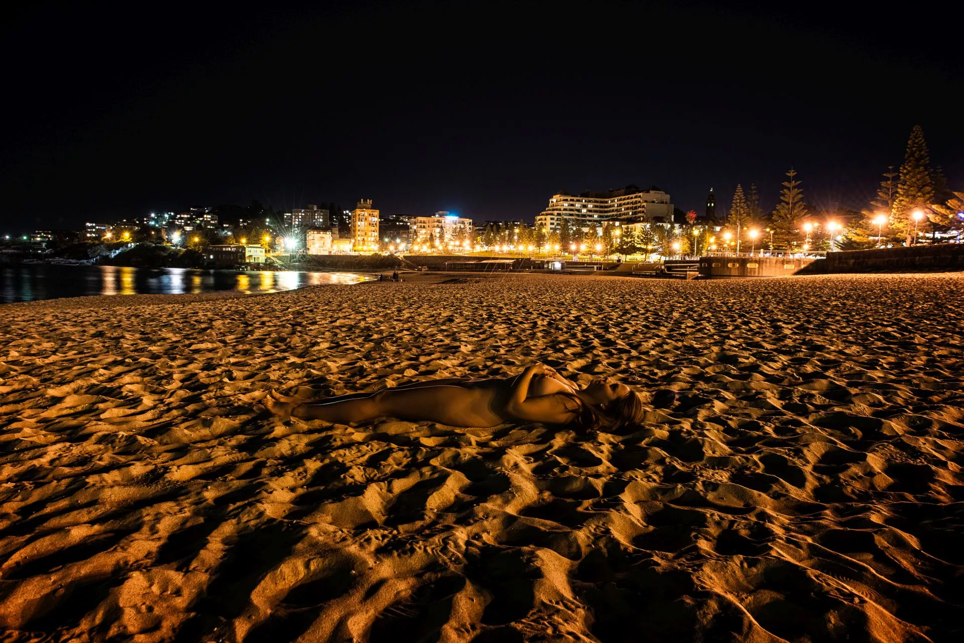Noctura (by Alec Dawson) - beach at night Noctura (by Alec Dawson) - beach at night
