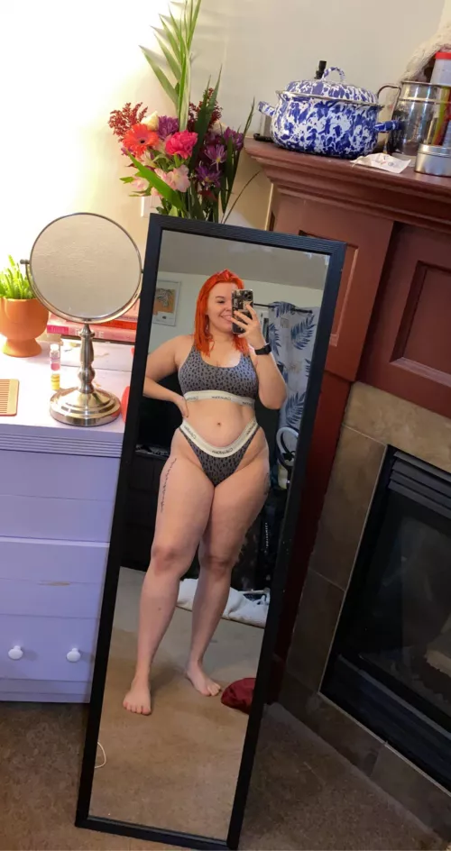 Normally I post a little more NSFW what do we think about this one? ๐