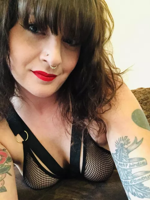 Nose piercings and fishnetβ¦ Nose piercings and fishnetβ¦