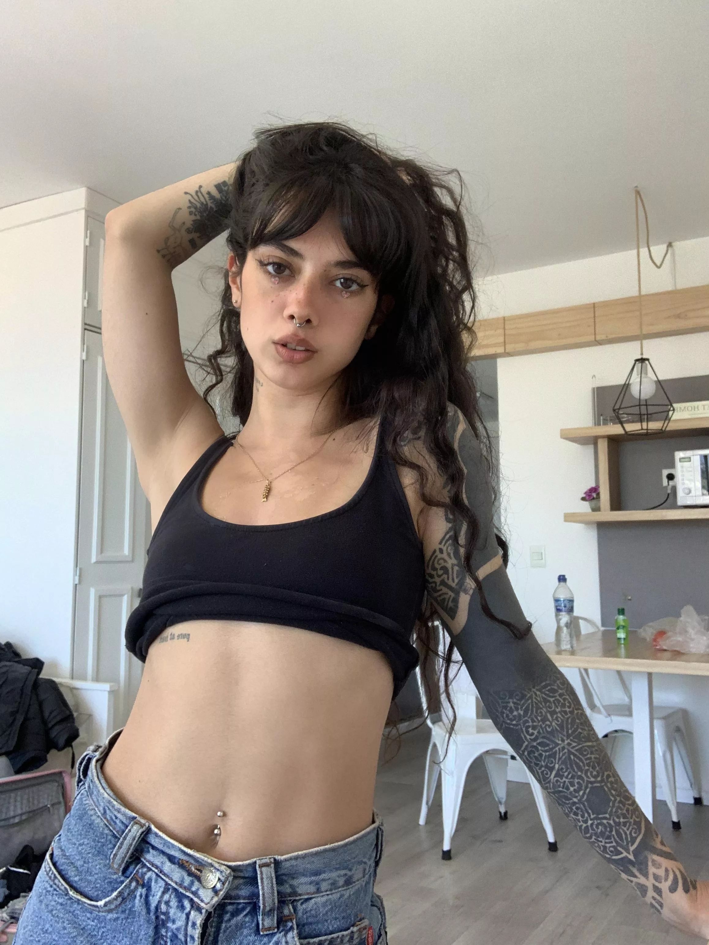 not a nude but i felt cute, hi :3