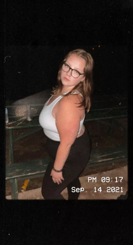 Not anything too revealing just wanna show off my body ❣️ F23