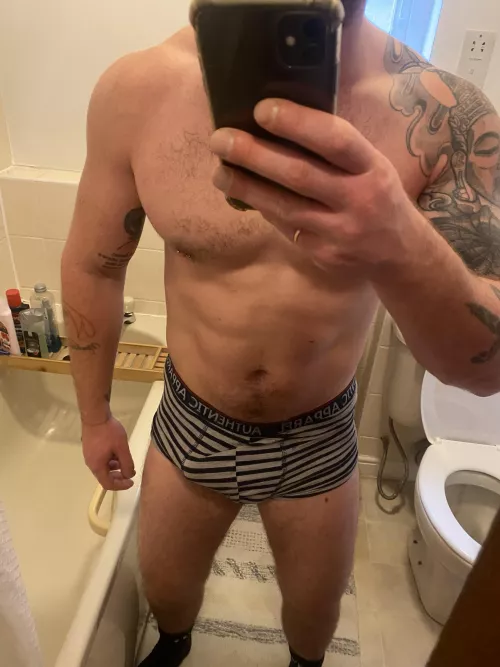 Not as hairy as some of the guys here but trying my best πβ€οΈ