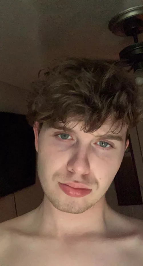 Not feeling the best today but I hope everyone else is feeling good!๐ Not feeling the best today but I hope everyone else is feeling good!๐