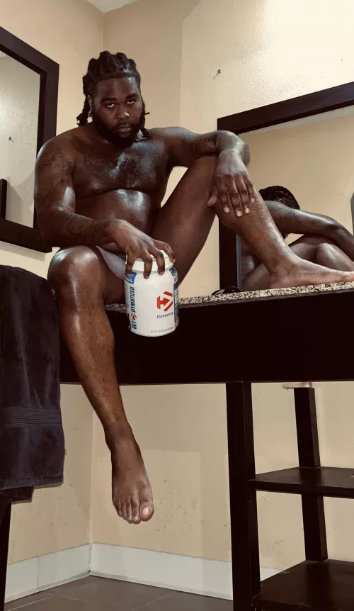 Not gay but can I leave my feet here?