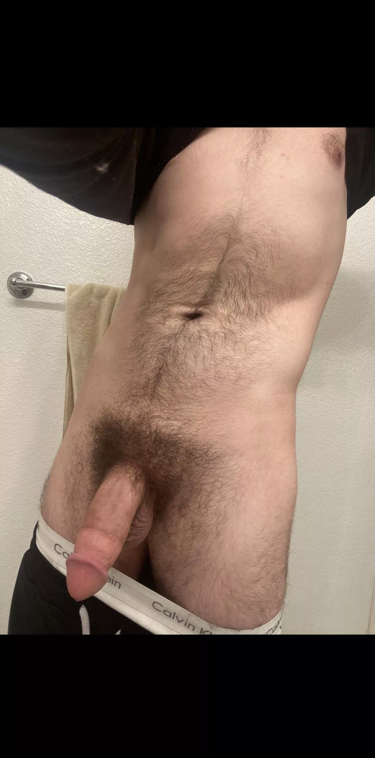 Not gay per say but always gotta give the bros a little something ;) hmu if ya ever wanna chat I won’t bite Not gay per say but always gotta give the bros a little something ;) hmu if ya ever wanna chat I won’t bite