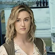 Not just me that thinks Ashley Johnson is hot right? Not just me that thinks Ashley Johnson is hot right?