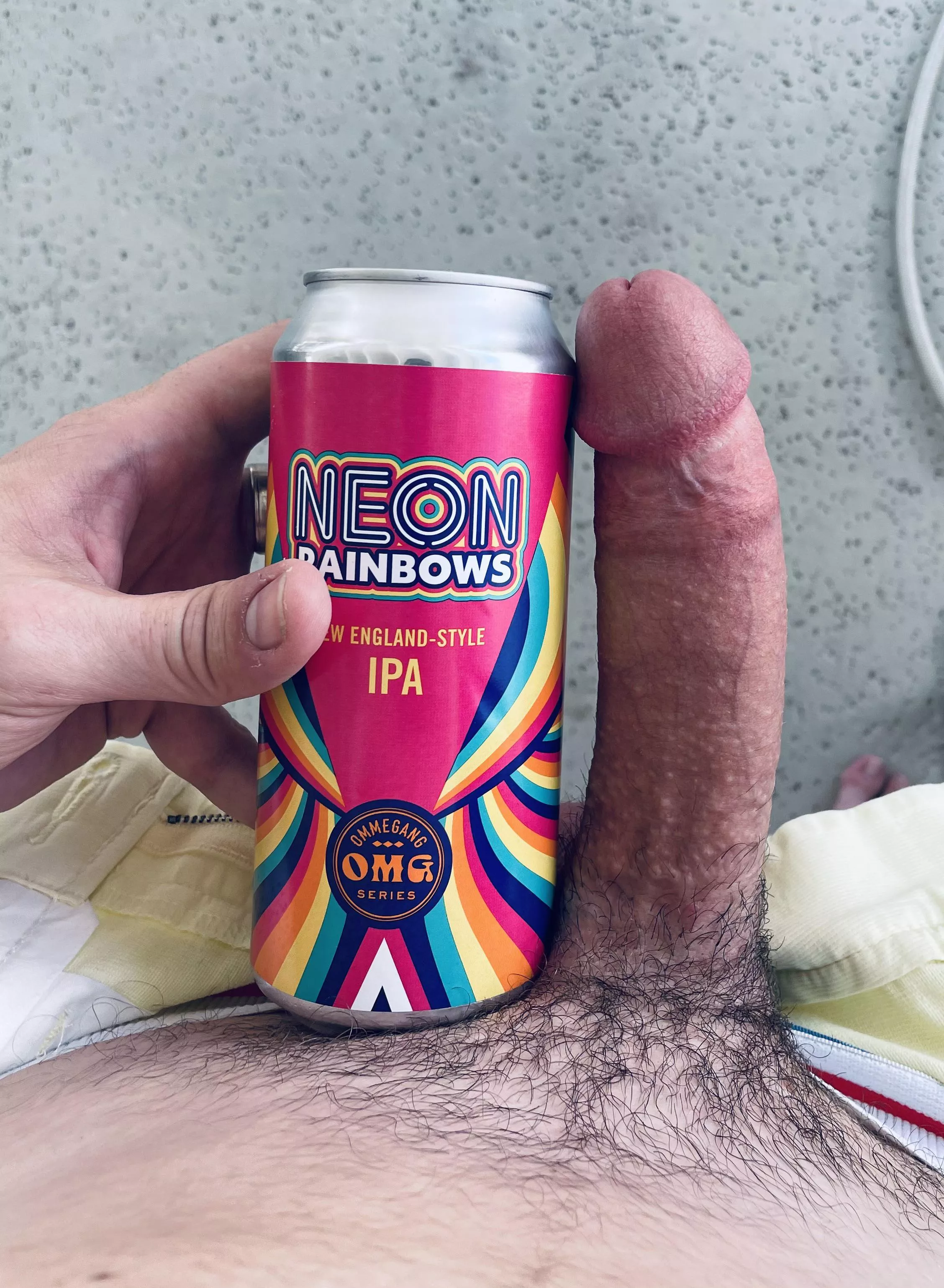 Not near as thick as my IPA. Not near as thick as my IPA.