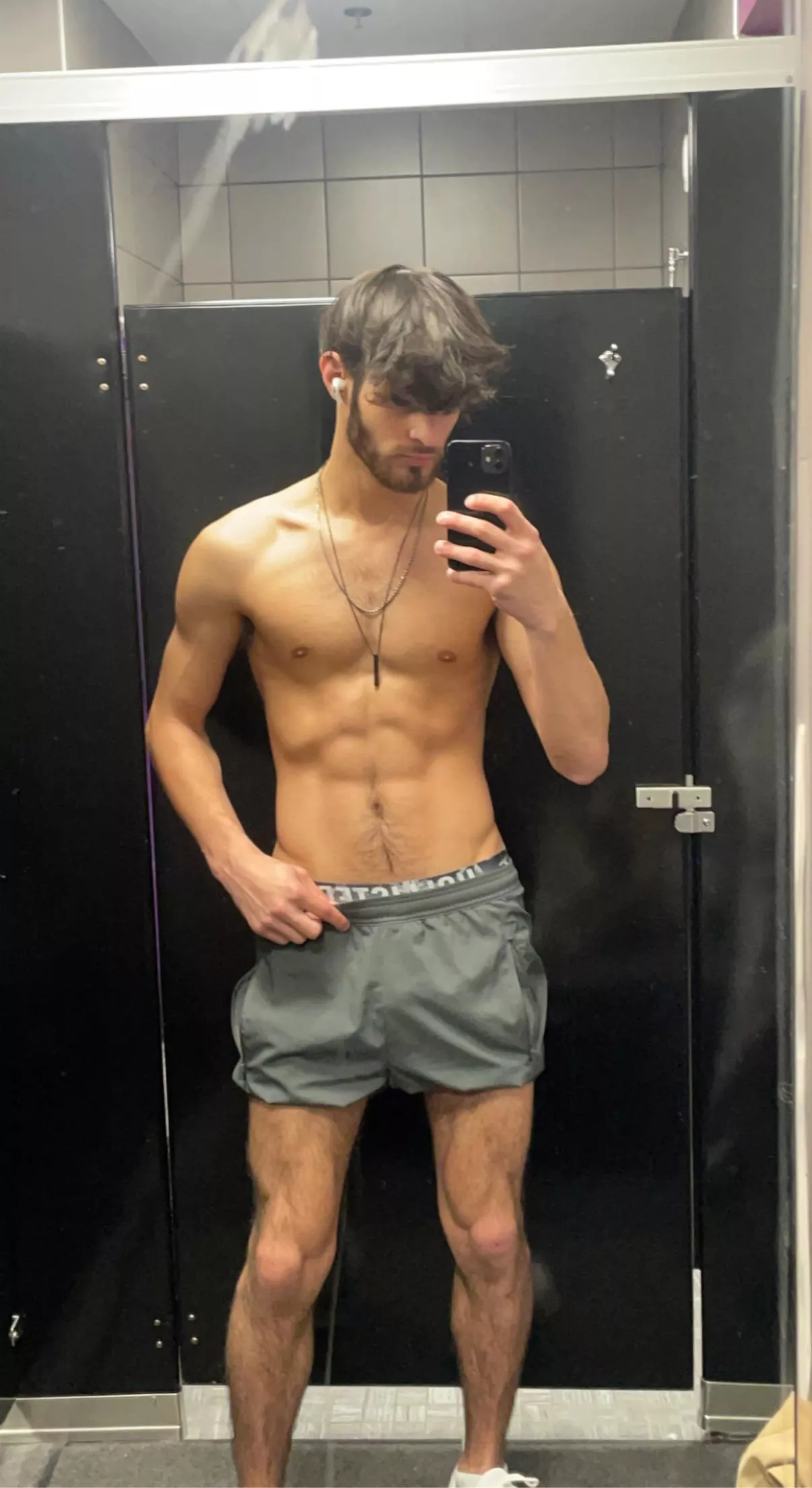 Not really a bulge here but.... ;) 22M