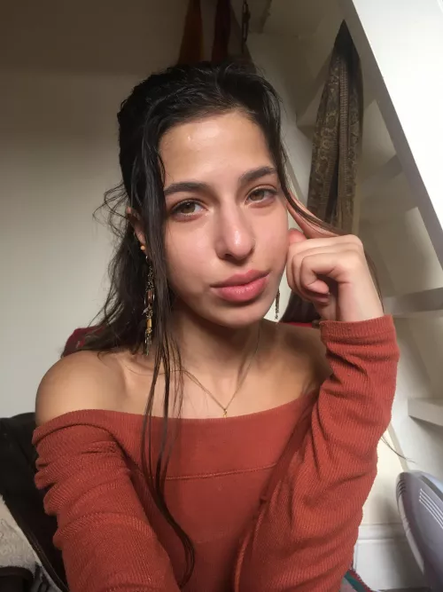 Not taken any selfies for ages cause Iโm dying from the inside out, sun deficiency. Send me sunshine. Persians need sun ๐ฉ Not taken any selfies for ages cause Iโm dying from the inside out, sun deficiency. Send me sunshine. Persians need sun ๐ฉ