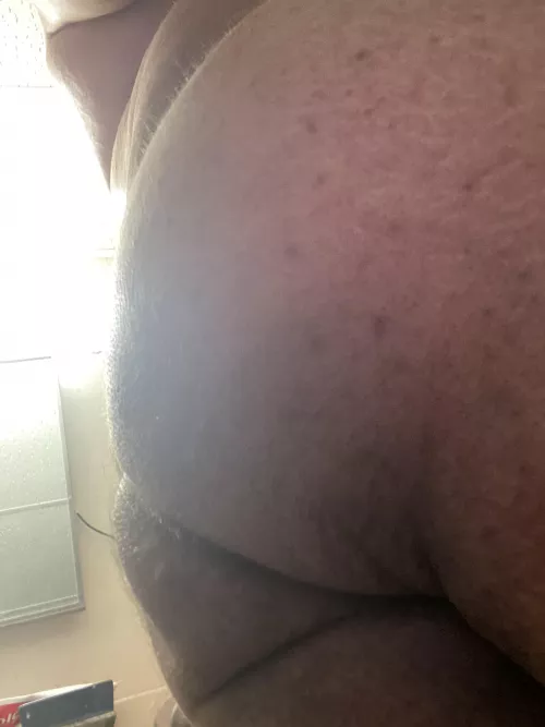 Not too hairy but somewhat hairy ? Lol